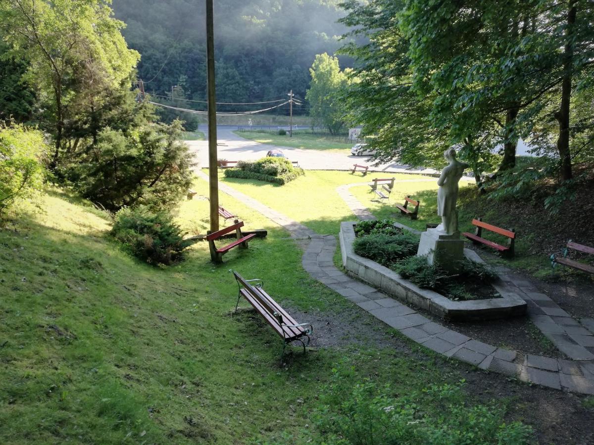 米什科尔茨Parva Foresta公寓 外观 照片